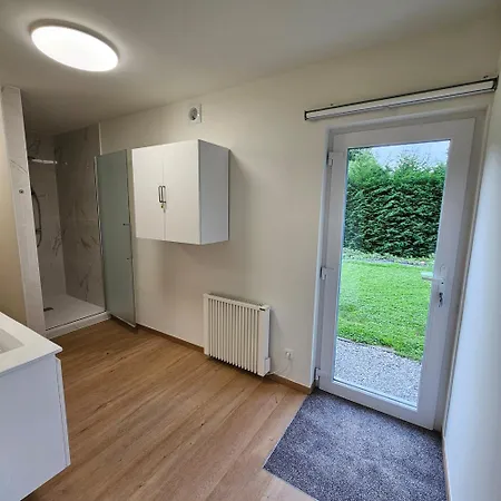 Le De Hourpes بيت للعطل Thuin